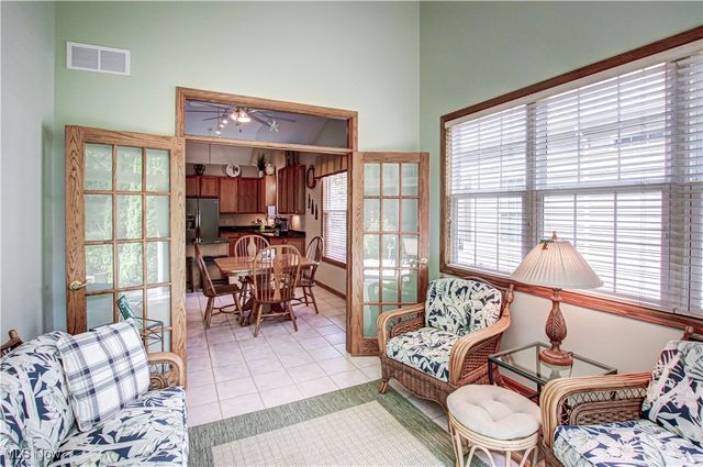 21469 Woodview Circle, Strongsville, OH 44149