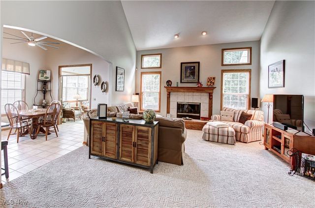 21469 Woodview Circle, Strongsville, OH 44149