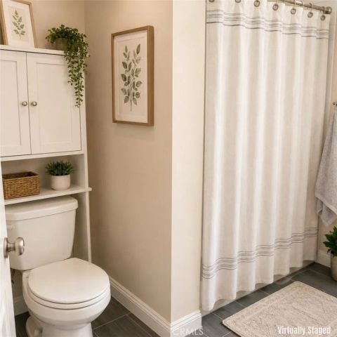 819 E 85th Street, Los Angeles, CA 90001