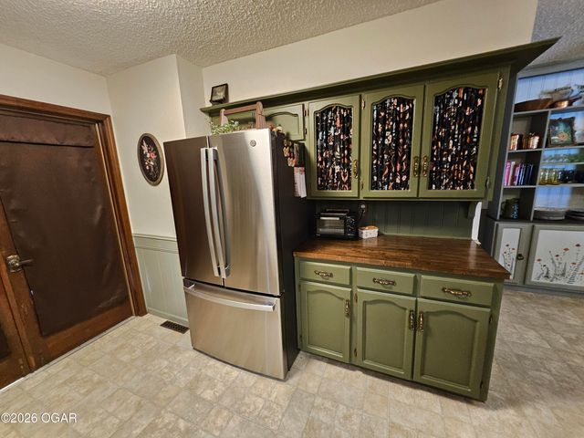 2110 Pearl Street, Carthage, MO 64836