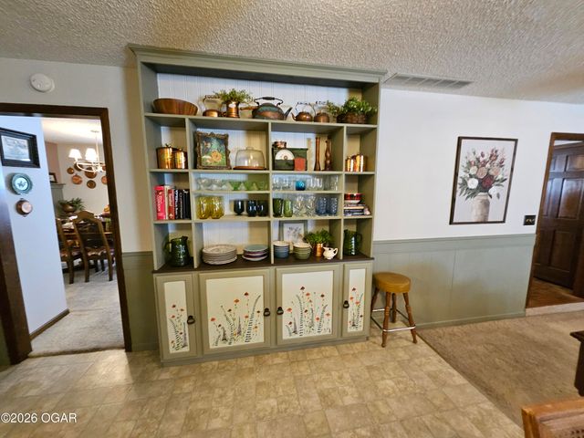 2110 Pearl Street, Carthage, MO 64836