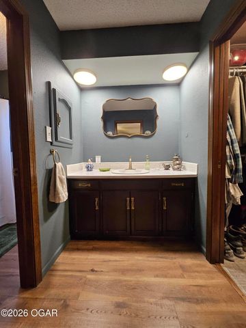 2110 Pearl Street, Carthage, MO 64836