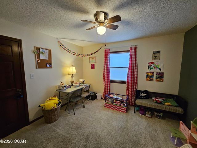 2110 Pearl Street, Carthage, MO 64836