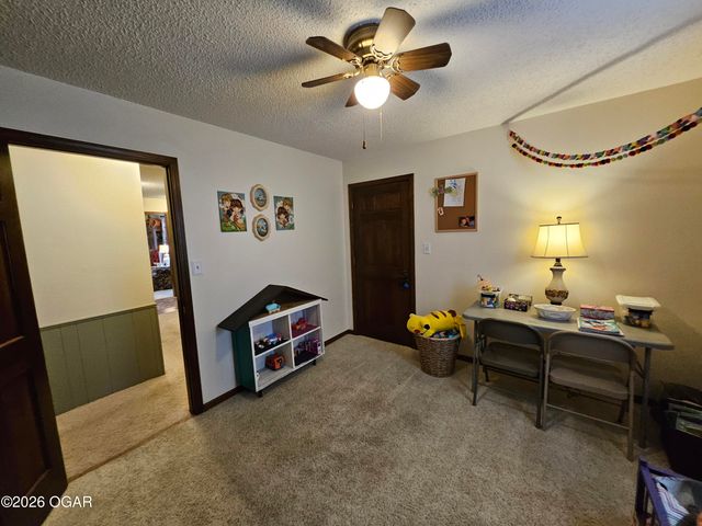 2110 Pearl Street, Carthage, MO 64836