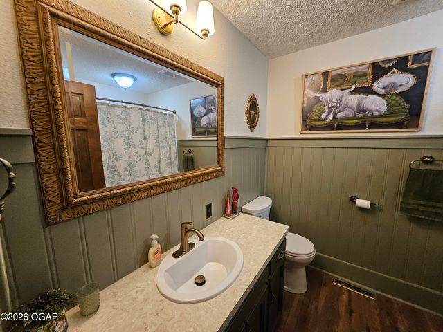 2110 Pearl Street, Carthage, MO 64836