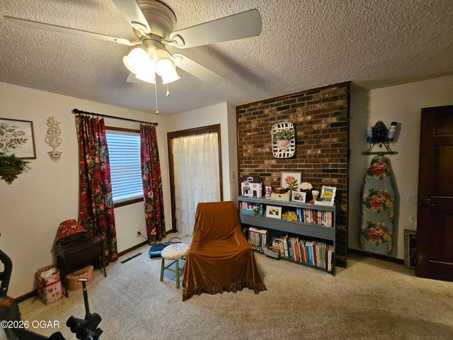 2110 Pearl Street, Carthage, MO 64836