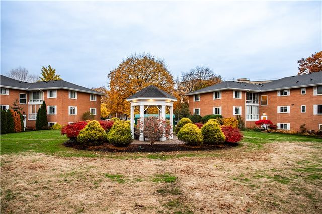 2680 Highland Avenue 1, Brighton, NY 14610