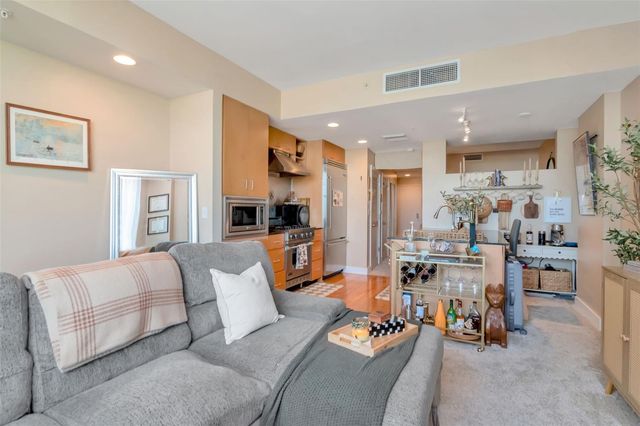 1120 E KENNEDY BOULEVARD 1117, Tampa, FL 33602