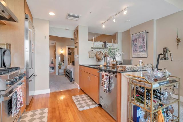 1120 E KENNEDY BOULEVARD 1117, Tampa, FL 33602