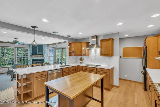 614 Oakwood Avenue, Jackson, NJ 08527