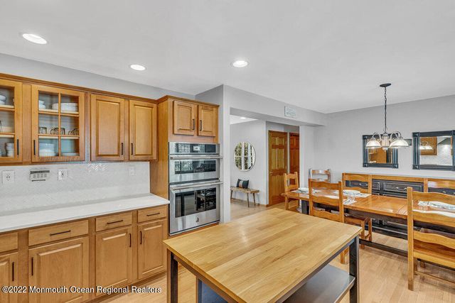 614 Oakwood Avenue, Jackson, NJ 08527
