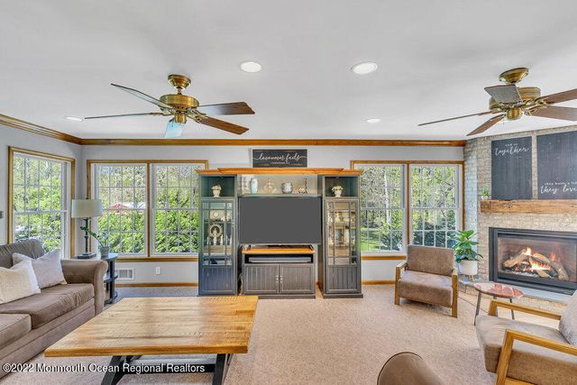 614 Oakwood Avenue, Jackson, NJ 08527