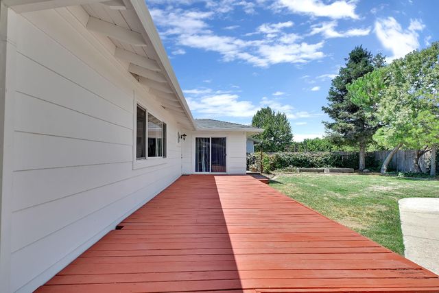 2661 Imperial Way, Yuba City, CA 95993