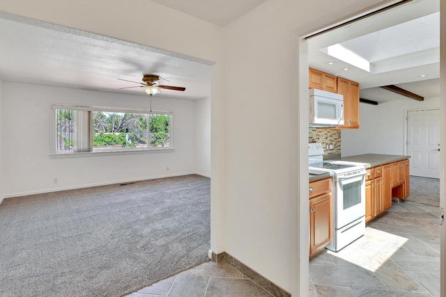 2661 Imperial Way, Yuba City, CA 95993