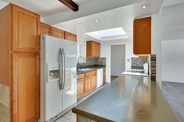 2661 Imperial Way, Yuba City, CA 95993