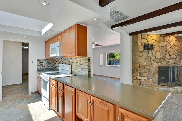 2661 Imperial Way, Yuba City, CA 95993