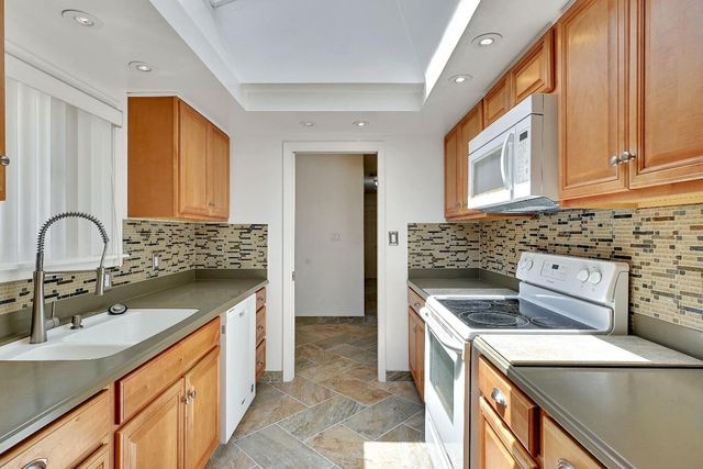 2661 Imperial Way, Yuba City, CA 95993