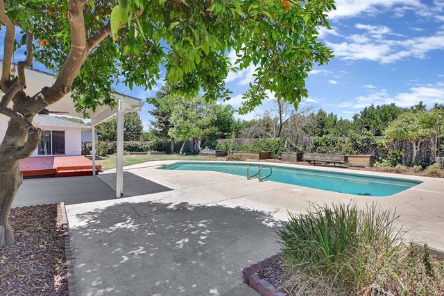 2661 Imperial Way, Yuba City, CA 95993