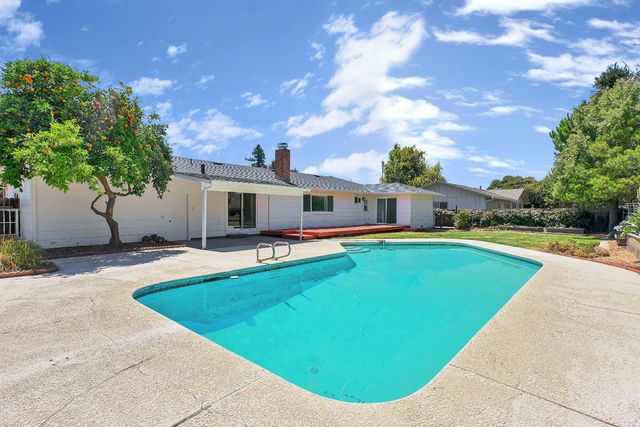 2661 Imperial Way, Yuba City, CA 95993