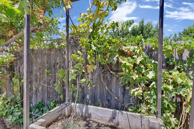 2661 Imperial Way, Yuba City, CA 95993