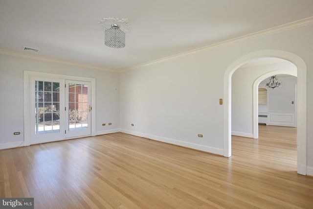 5135 MASSACHUSETTS AVE, Bethesda, MD 20816