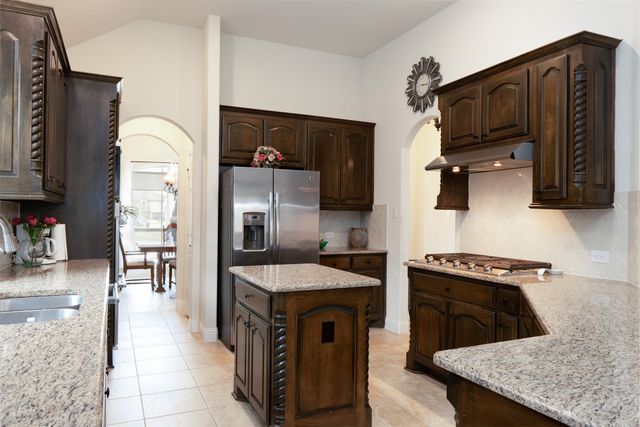 5325 Almanor Road, Fort Worth, TX 76179