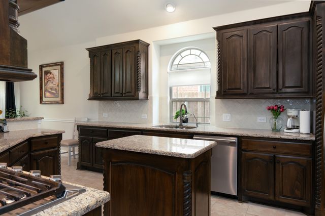 5325 Almanor Road, Fort Worth, TX 76179