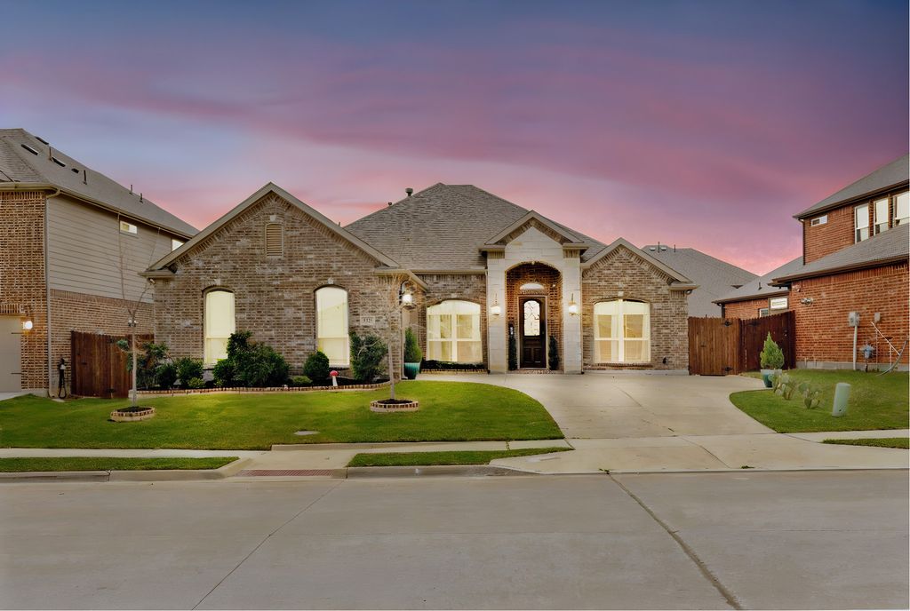 5325 Almanor Road, Fort Worth, TX 76179