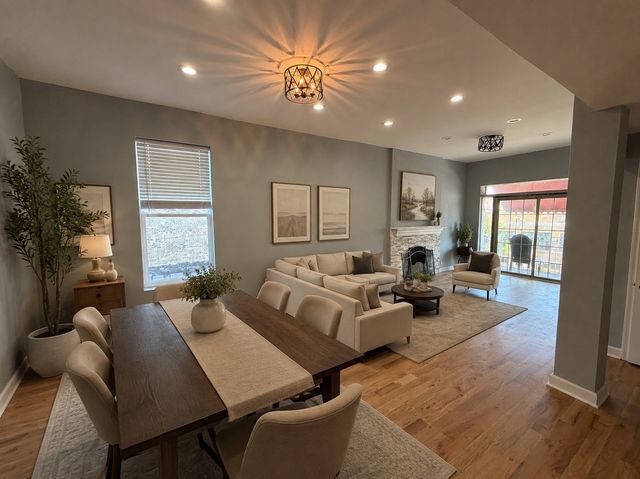 2744 W Division Street, Chicago, IL 60622