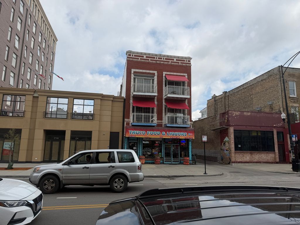 2744 W Division Street, Chicago, IL 60622