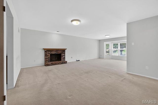 1203 Whispering Pines Drive, St Louis, MO 63146