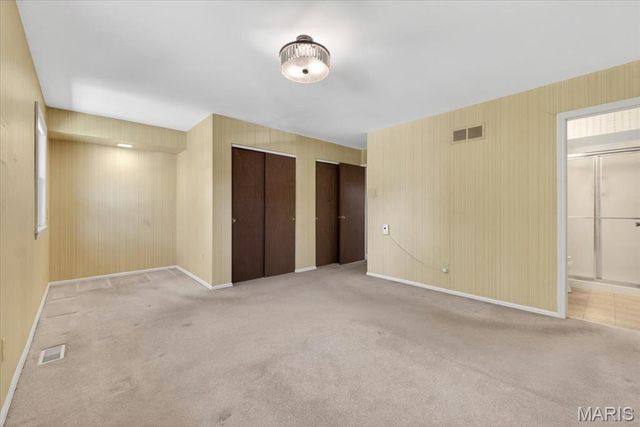 1203 Whispering Pines Drive, St Louis, MO 63146