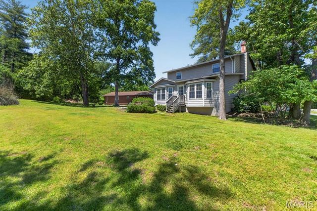 1203 Whispering Pines Drive, St Louis, MO 63146