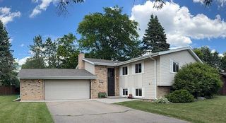 3317 Red Oak Circle S, Burnsville, MN 55337