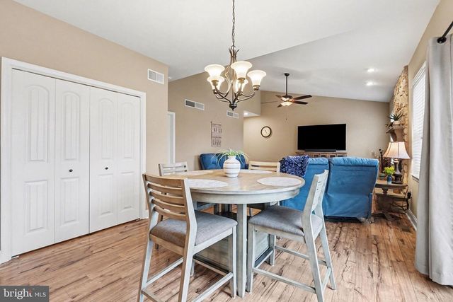 3235 SUTTON DR, Harrisburg, PA 17112