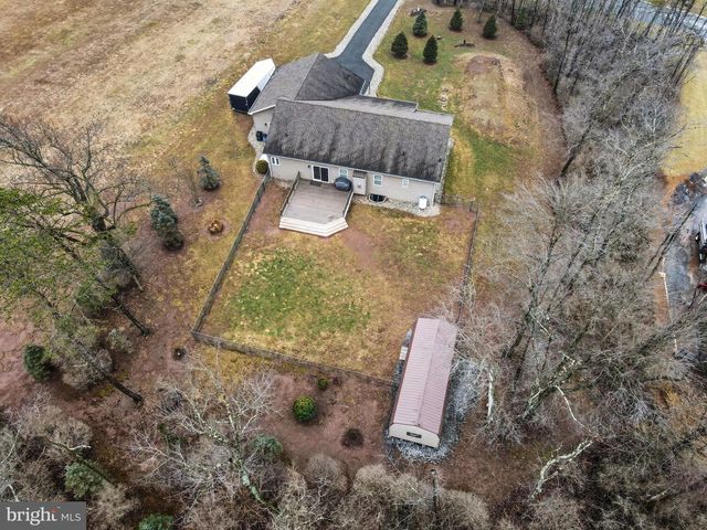 3235 SUTTON DR, Harrisburg, PA 17112