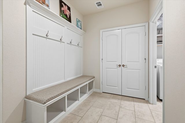 1021 Plateau Ridge Way, Fort Worth, TX 76052