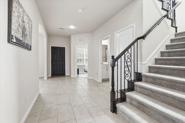 1021 Plateau Ridge Way, Fort Worth, TX 76052