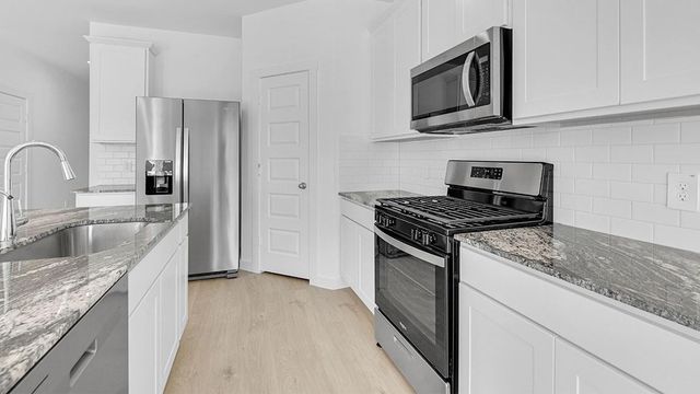 4215 Bedwyn Bay Drive, Fulshear, TX 77441