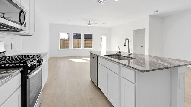 4215 Bedwyn Bay Drive, Fulshear, TX 77441