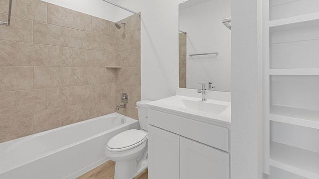 4215 Bedwyn Bay Drive, Fulshear, TX 77441