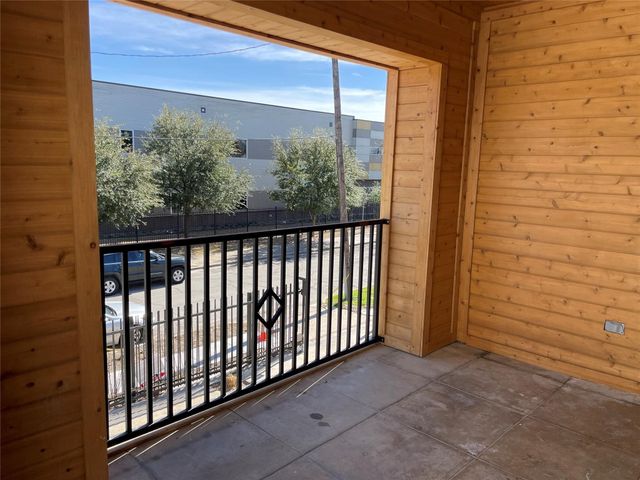 4609 Virginia Avenue 202, Dallas, TX 75204