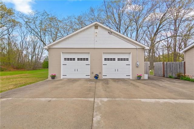11 Crowell, Cumberland, RI 02864