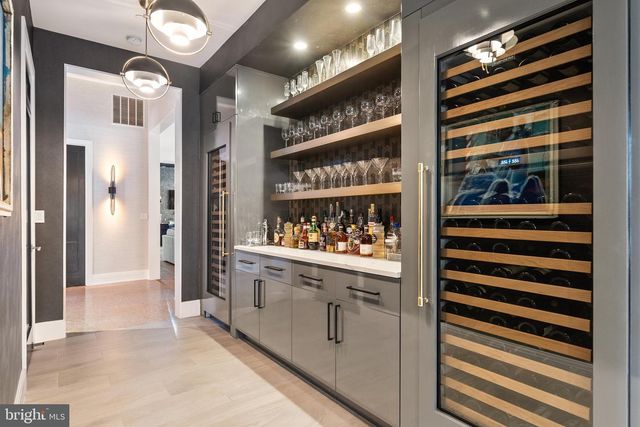 8913 HOLLY LEAF LN, Bethesda, MD 20817