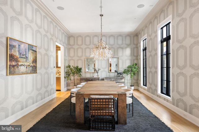 8913 HOLLY LEAF LN, Bethesda, MD 20817