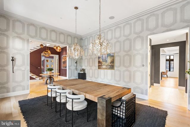 8913 HOLLY LEAF LN, Bethesda, MD 20817