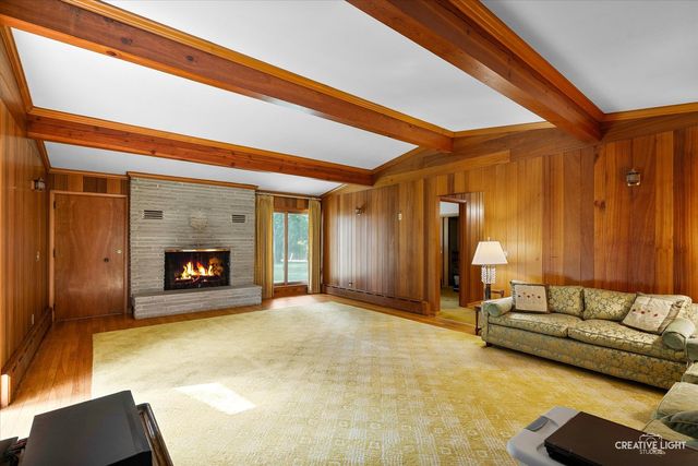 16323 Griswold Springs Road, Plano, IL 60545