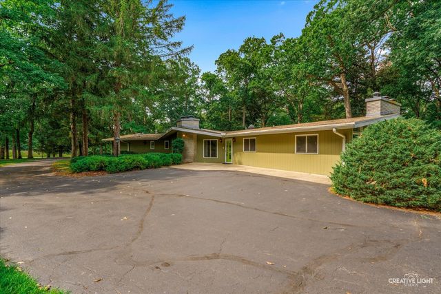 16323 Griswold Springs Road, Plano, IL 60545