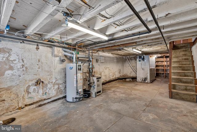 1808 TREE ST, Philadelphia, PA 19145
