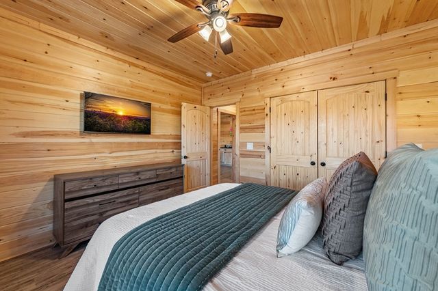 242 Whisperwood Trail, Mineral Bluff, GA 30559